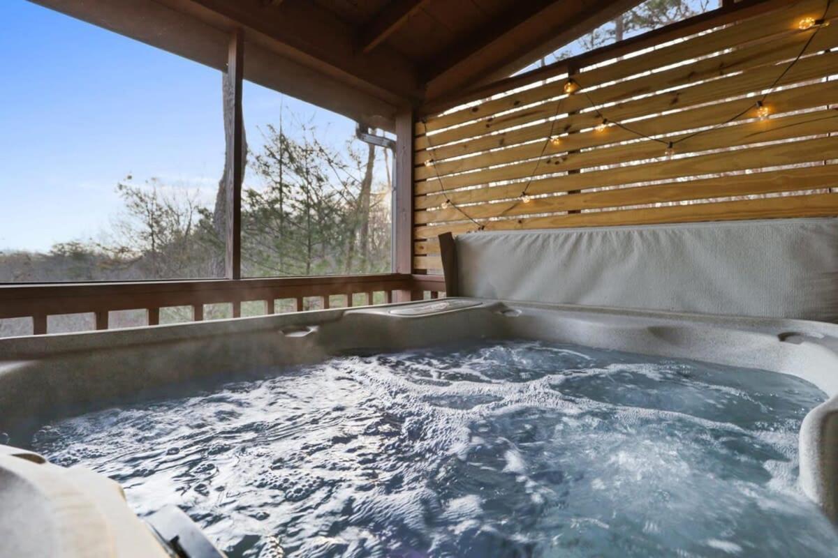 Mountain Views Hot Tub Firepit Close To Town Blue Ridge Esterno foto