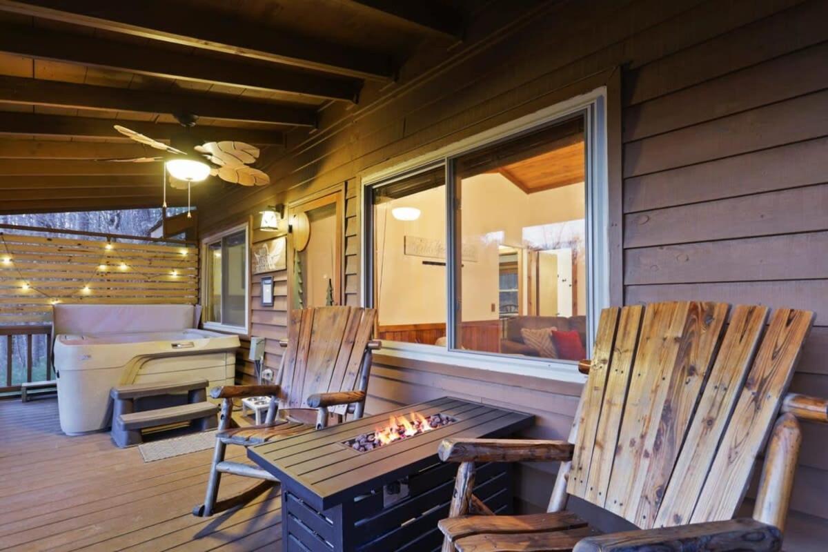 Mountain Views Hot Tub Firepit Close To Town Blue Ridge Esterno foto